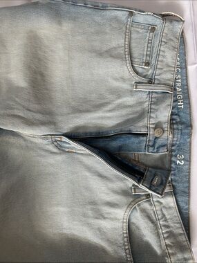 J Crew Light Blue Straight Fit women’s Jeans